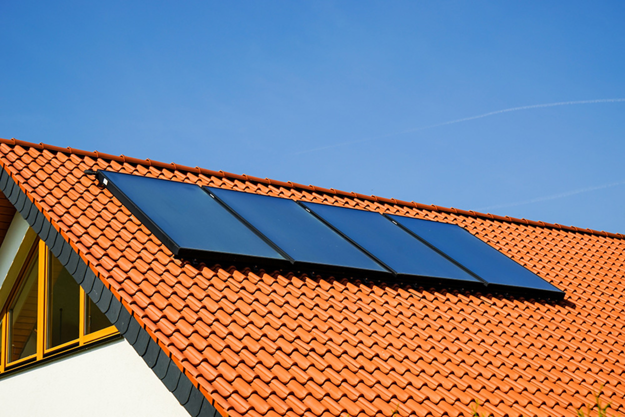 Solarthermie bei DAM Elektrotechnik GmbH & Co. KG in Bruchköbel